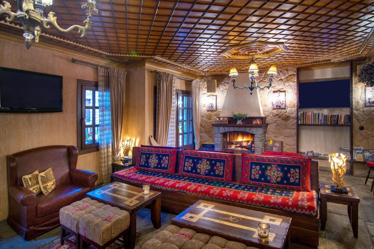 Hotel Kassaros Métsovo Eksteriør bilde