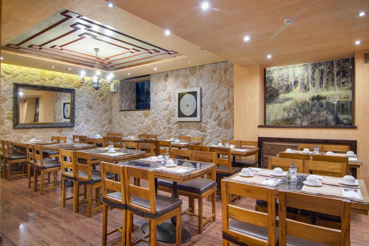 Hotel Kassaros Métsovo Eksteriør bilde
