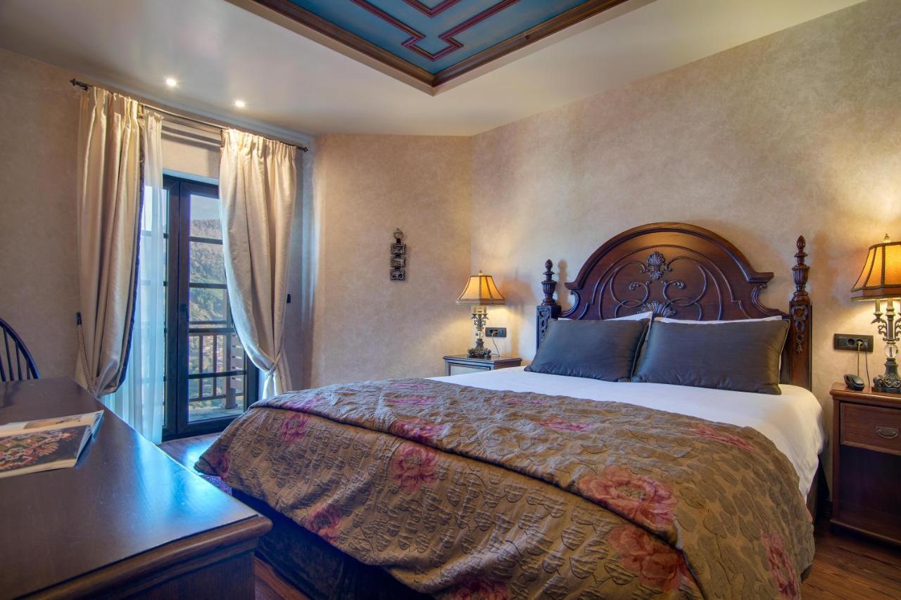 Hotel Kassaros Métsovo Eksteriør bilde